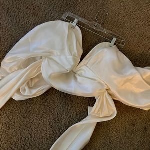 Long ribbon crop top